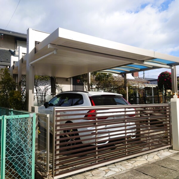 カーポートの取付工事②