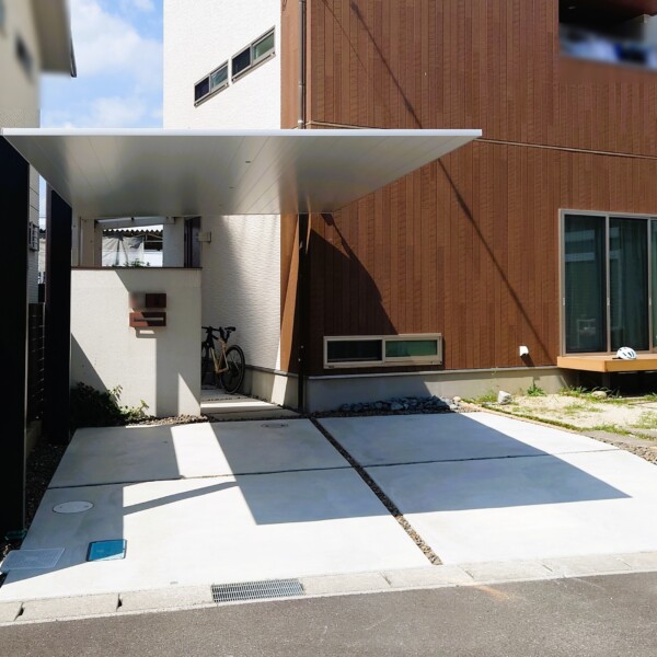 カーポートの設置工事②