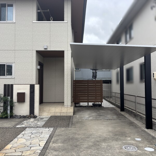 カーポートの設置工事②