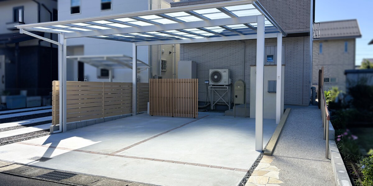 かわいい門壁と北欧デザインの宅配ボックスがある一条工務店の新築外構工事の施工例|扶桑町