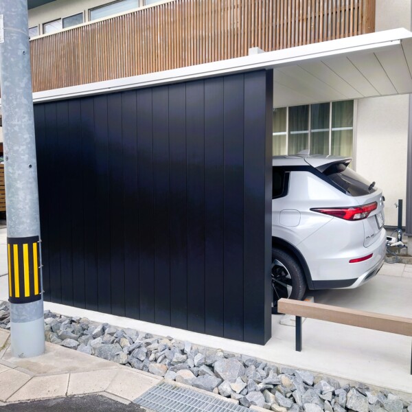 目隠しのサイドスクリーン②