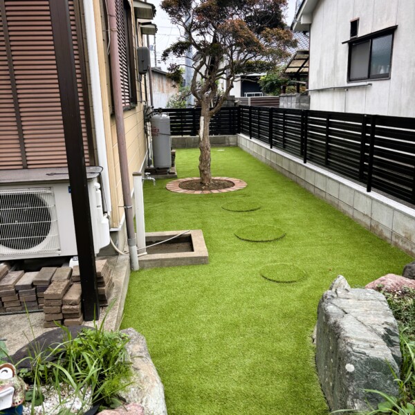 人工芝敷き③